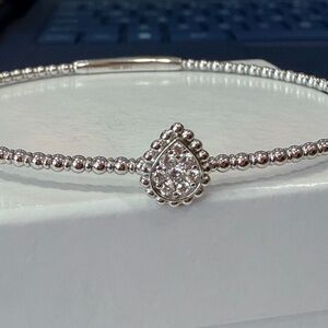 Elegant White gold Beaded Bracelet with Diamond Teardrop